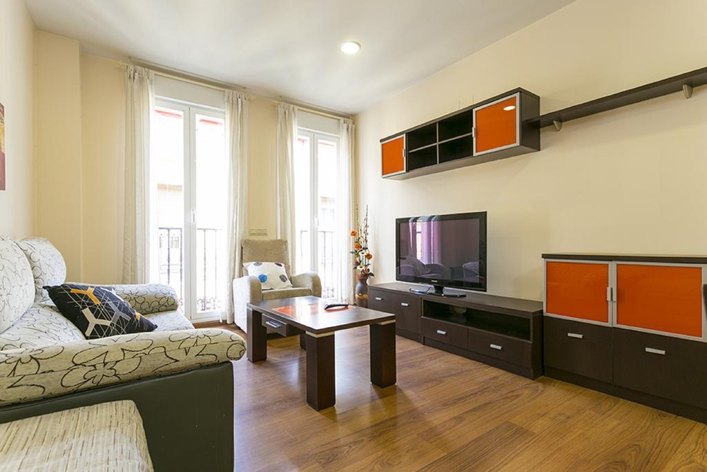 Apartments Center Μαδρίτη Δωμάτιο φωτογραφία