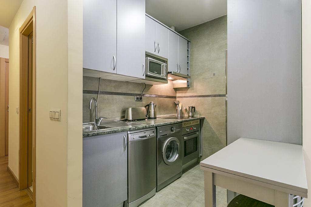 Apartments Center Μαδρίτη Δωμάτιο φωτογραφία